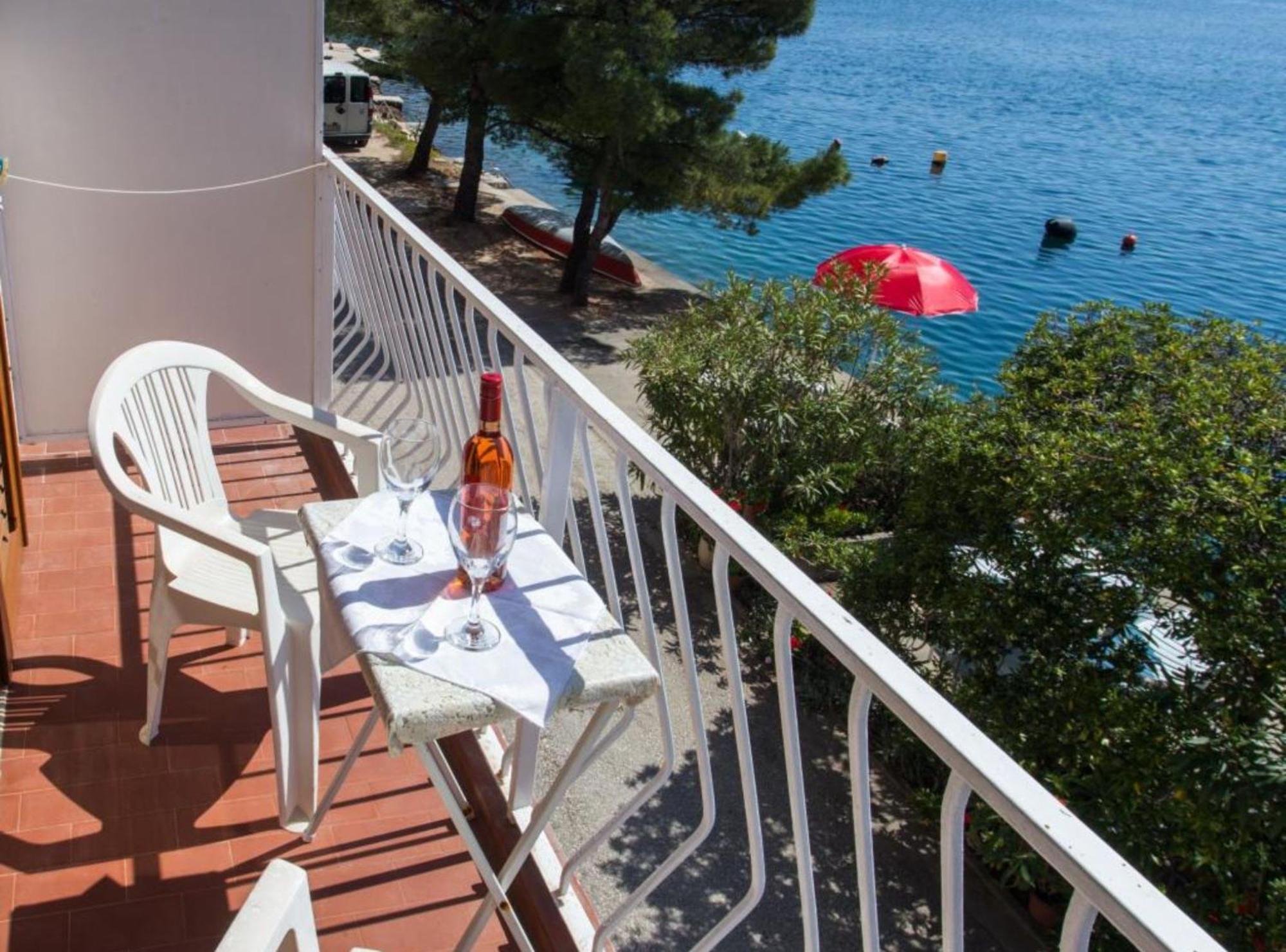Villa Malfi Затон Экстерьер фото
