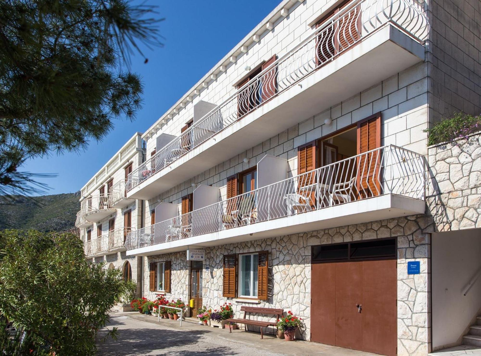 Villa Malfi Затон Экстерьер фото
